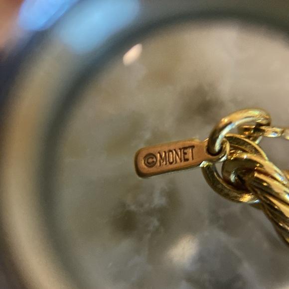 Vintage Monet golden twist necklace Guc 24" - Picture 6 of 8